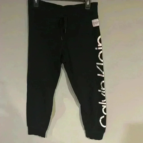 Calvin Klein Other - Calvin Klein sweatpants